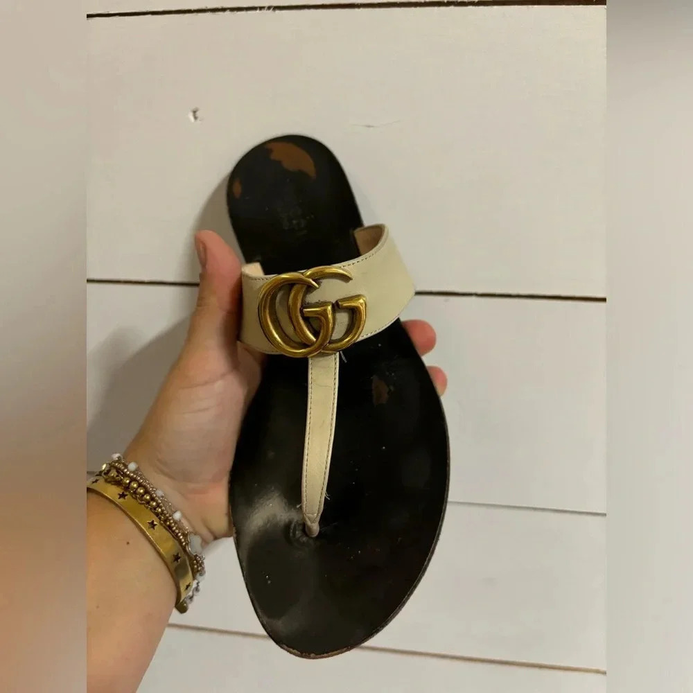 Gucci GG Marmont Thong Sandal - Picture 7 of 10